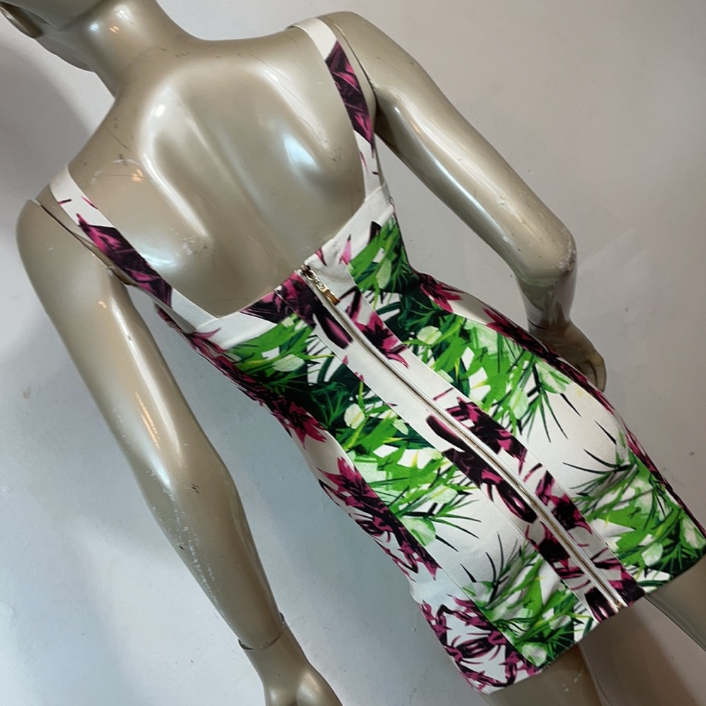 VINTAGE BANDAGE DRESS - Picture 5 of 7